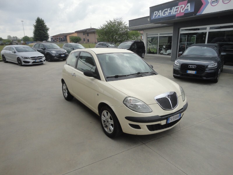 Foto LANCIA Ypsilon