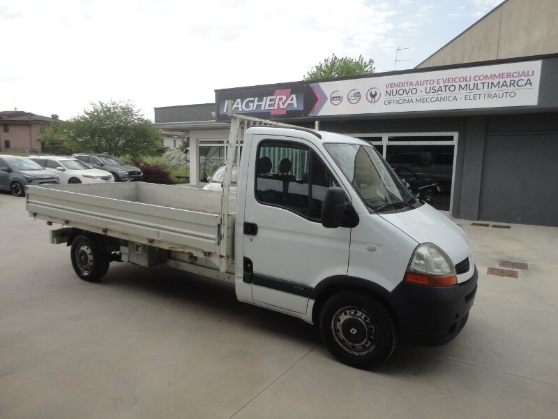 Foto RENAULT Master 4ª serie